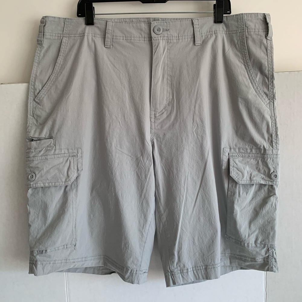 Urbun Pipelane men’s cargo shorts Size 40